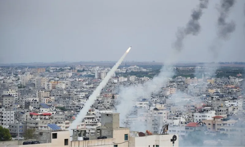Imagem ilustrativa da imagem Jornalista morre e outros ficam feridos após bombardeio de Israel no Líbano