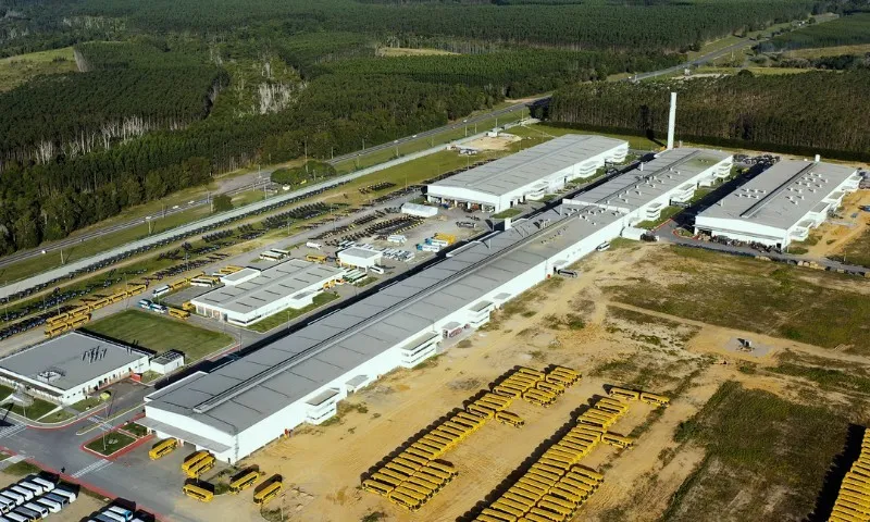 Imagem ilustrativa da imagem Montadora vai produzir ônibus elétricos e gerar 400 novos empregos no ES