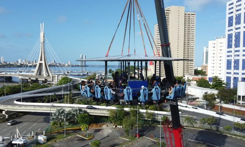 Imagem ilustrativa da imagem Nave 01: restaurante suspenso abre ao público do Recife neste sábado