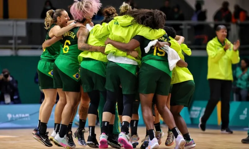 Imagem ilustrativa da imagem Ouro no basquete, Brasil assume 3º lugar no quadro de medalhas no Pan-2023