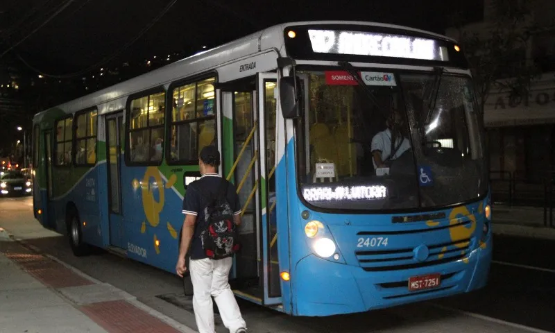 Imagem ilustrativa da imagem Passageiro de transporte público será indenizado após se machucar em acidente