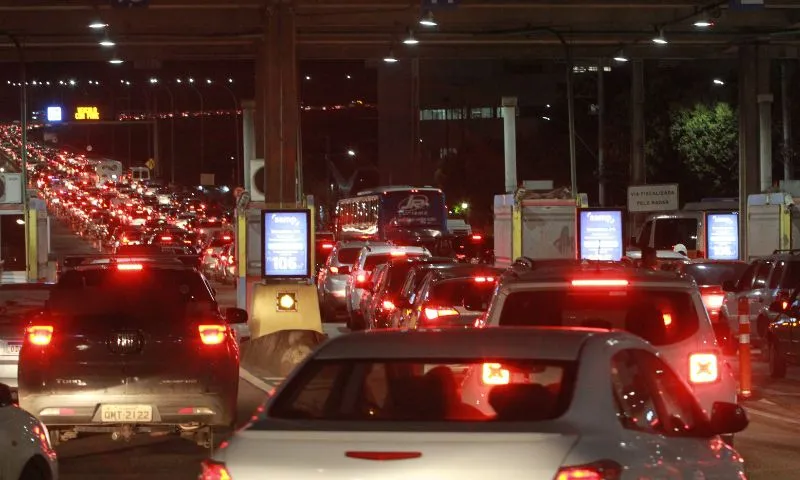 Imagem ilustrativa da imagem Pesquisa aponta que empregos estão sendo recusados por causa do trânsito