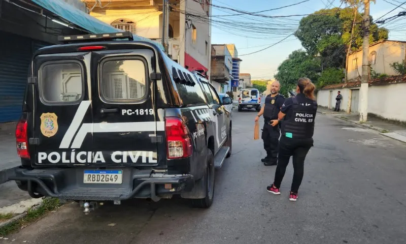 Imagem ilustrativa da imagem Polícia faz operação para prender suspeitos de assaltar juíza na Praia da Costa