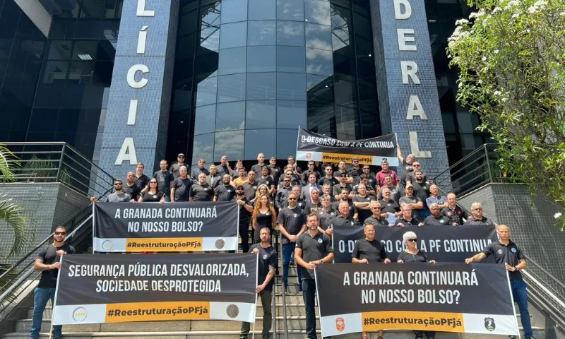 Imagem ilustrativa da imagem Policiais federais fazem protestos em todo o Brasil e pedem reajuste salarial