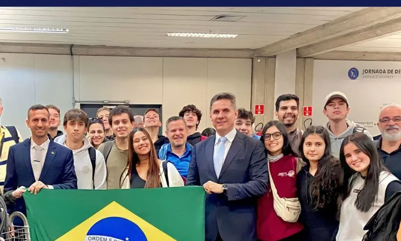 Imagem ilustrativa da imagem Quarto voo chega ao RJ e passa de 700 o número de brasileiros repatriados de Israel
