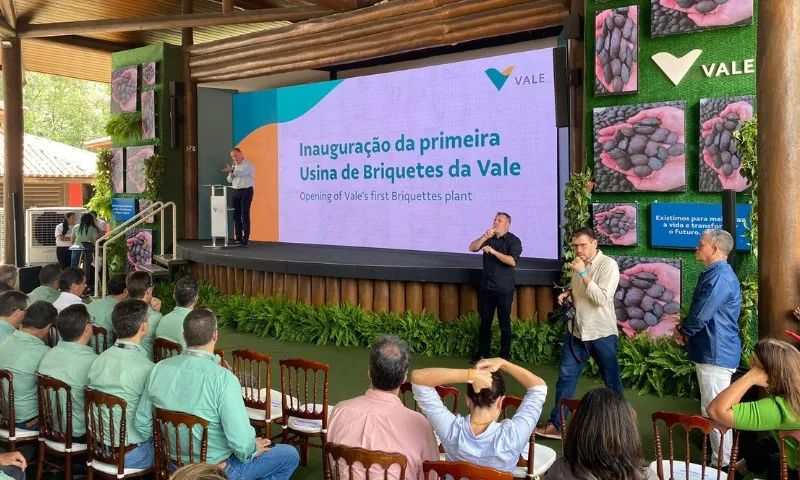 Imagem ilustrativa da imagem Revolução na siderurgia: Vale inaugura 1ª planta de briquete do mundo em Vitória