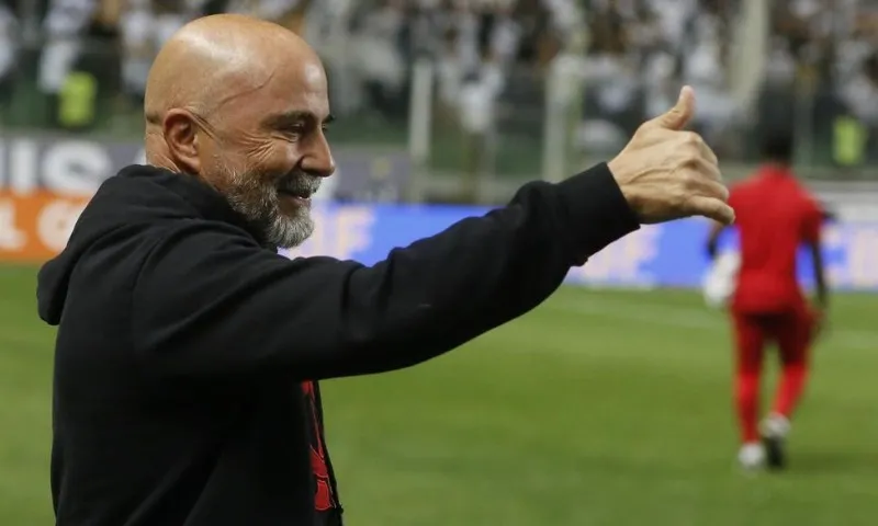 Imagem ilustrativa da imagem Sampaoli cita problemas anteriores à chegada ao Flamengo para justificar saída