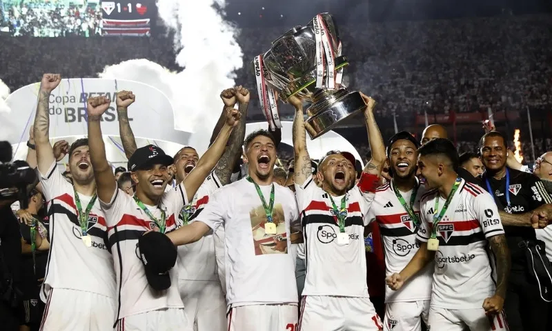 Imagem ilustrativa da imagem São Paulo ganha R$ 87,7 milhões com o título da Copa do Brasil