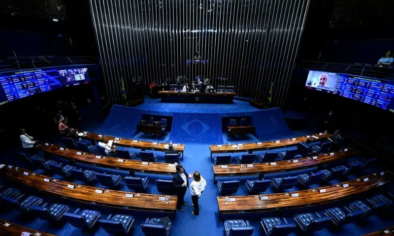 Imagem ilustrativa da imagem Senado vota PEC que limita poderes dos ministros do STF nesta quarta-feira