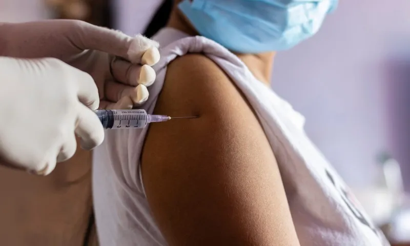 Imagem ilustrativa da imagem Serra abre novas vagas de agendamento para vacinação nesta quinta