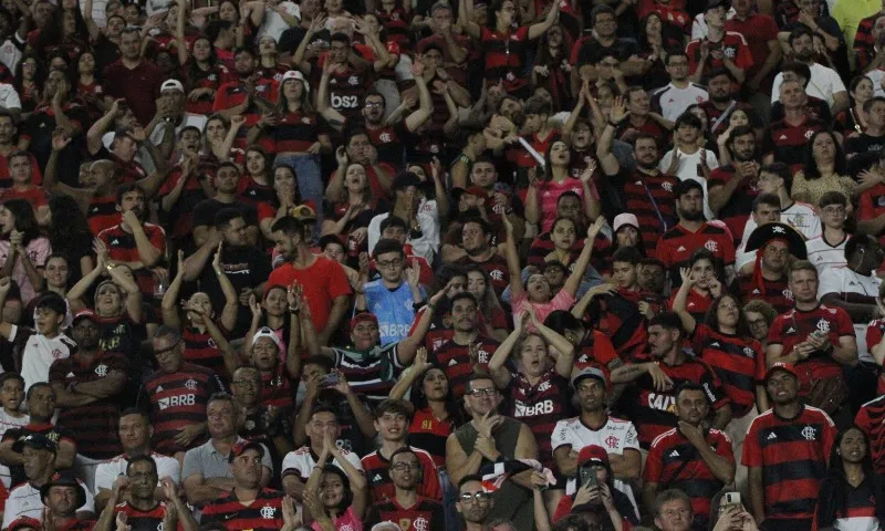 Imagem ilustrativa da imagem Torcedor do Fla ganha ação contra a Fifa por mudança no Mundial de 2022