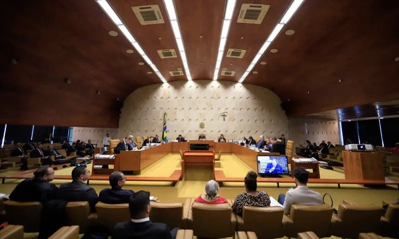 Imagem ilustrativa da imagem Zanin pede vista e suspende julgamento do STF sobre correção do FGTS