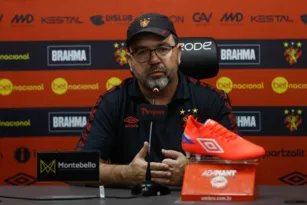 Imagem ilustrativa da imagem Após derrota para o Vitória/BA, Enderson Moreira não é mais técnico do Sport