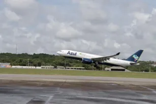 Imagem ilustrativa da imagem Expectativa de crescimento de mais de 16% na malha aérea em novembro