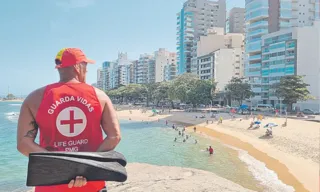 Imagem ilustrativa da imagem Mais 100 guarda-vidas nas praias de Guarapari