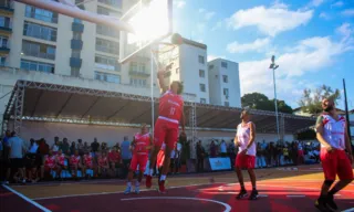 Imagem ilustrativa da imagem Novas quadras do Saldanha da Gama reformadas por time da NBA são inauguradas