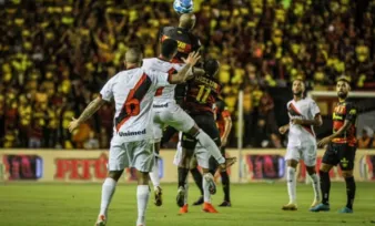 Imagem ilustrativa da imagem Sport não consegue sair do 0x0 com o Atlético-GO e pode cair para 7º lugar