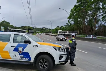 Imagem ilustrativa da imagem 3 mil motoristas multados todo mês por causa de licenciamento atrasado no ES