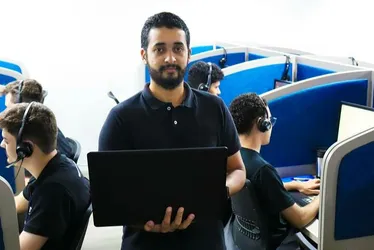 Imagem ilustrativa da imagem 6 mil vagas para aprender profissão em tecnologia e ganhar até R$ 12 mil