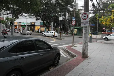 Imagem ilustrativa da imagem 97 veículos são multados todo dia em estacionamento rotativo no ES