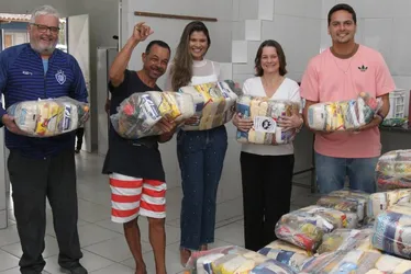 Imagem ilustrativa da imagem Ação social doa dez toneladas de alimentos à instituições de Vitória