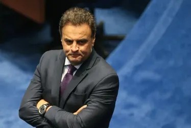 
          Imagem ilustrativa da imagem Aécio critica o governo Lula por “gastança desenfreada”
          