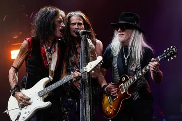 Imagem ilustrativa da imagem Aerosmith adia todos os shows de 2023 devido a grave lesão vocal de Steven Tyler