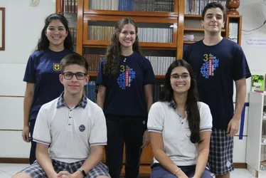 Imagem ilustrativa da imagem Alunos tiram dúvidas de Matemática em podcast de olho no Enem 2023
