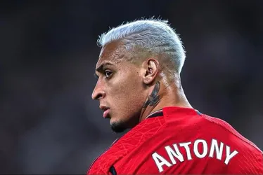 Imagem ilustrativa da imagem Antony é reintegrado ao Manchester United após acusações de agressão contra ex