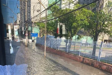 Imagem ilustrativa da imagem Após vazamento em adutora, Cesan pede que moradores de 40 bairros economizem água