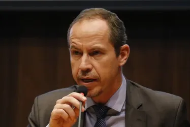 Imagem ilustrativa da imagem App para inutilizar celular vai desincentivar crimes, diz secretário