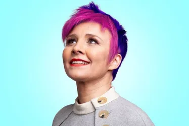 Imagem ilustrativa da imagem Apresentadora e comediante de séries da Netflix morre após "breve doença"