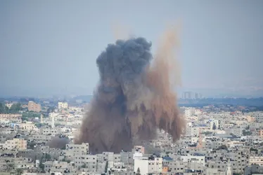 Imagem ilustrativa da imagem Ataque de Israel a Hospital Indonésio em Gaza deixa ao menos 12 mortos