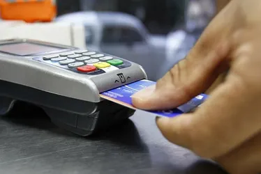 Imagem ilustrativa da imagem Banco Central propõe limite de 12 vezes para compras parceladas sem juros