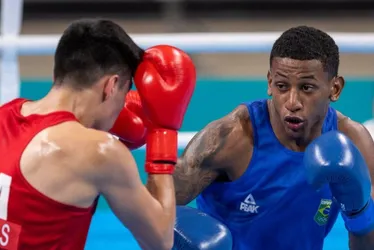 Imagem ilustrativa da imagem Boxe brasileiro vence mais duas lutas e garante 12 pódios no Pan de Santiago