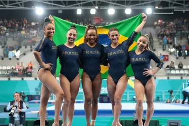 Imagem ilustrativa da imagem Brasil é prata na disputa por equipes na ginástica artística feminina