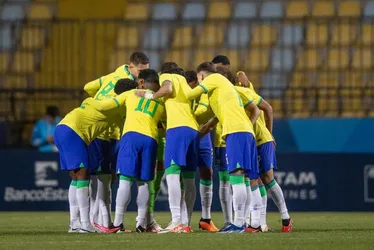 Imagem ilustrativa da imagem Brasil vence Colômbia e se classifica para a semifinal no futebol do Pan 2023