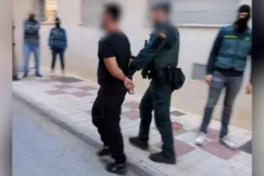 Imagem ilustrativa da imagem Brasileiros são presos na Espanha por suposto vínculo com Estado Islâmico