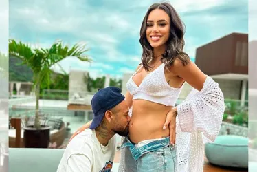 Imagem ilustrativa da imagem Bruna se manifesta após suposta traição de Neymar "Mais uma vez decepcionada"