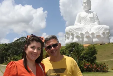 Imagem ilustrativa da imagem Buda gigante vai virar point cultural e gastronômico em Ibiraçu