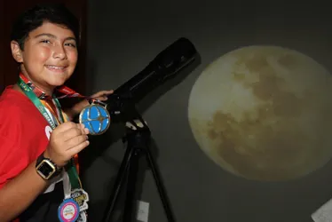 Imagem ilustrativa da imagem “Caçador de asteroides” ganha medalha em Brasília