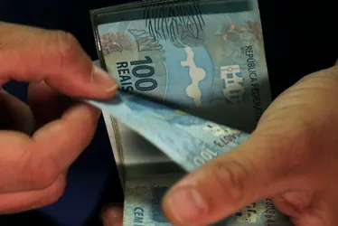 Imagem ilustrativa da imagem Câmara aprova projeto de lei de taxação para super-ricos