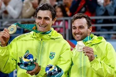 Imagem ilustrativa da imagem Capixaba André Stein é campeão Pan-Americano no vôlei de praia