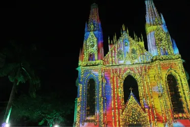 Imagem ilustrativa da imagem Catedral de Vitória vira point para fotos com iluminação