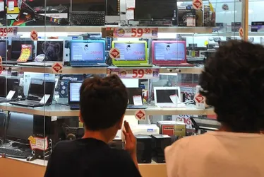 Imagem ilustrativa da imagem Com inflação menor, comércio espera recorde de vendas na Black Friday