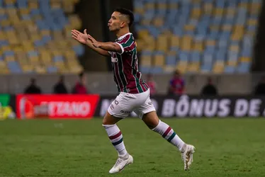 Imagem ilustrativa da imagem Com um gol de Leo Fernández, Fluminense derrota o Cruzeiro e entra no G-4