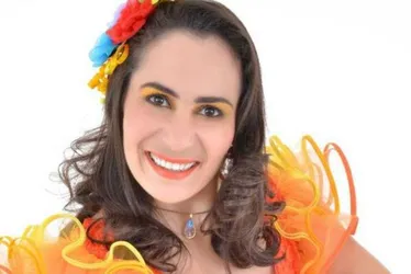 Imagem ilustrativa da imagem Coral natalino e show de Ilana Ventura iluminam a Avenida Rosa e Silva