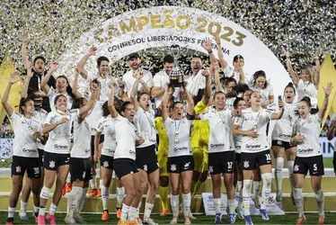 Imagem ilustrativa da imagem Corinthians bate Palmeiras e conquista é tetra da Libertadores feminina