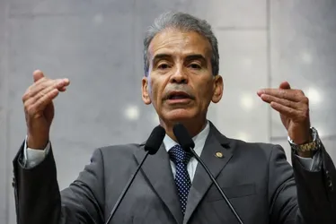 Imagem ilustrativa da imagem Coronel Feitosa ainda não recebeu notificação para deixar casa de Muro Alto