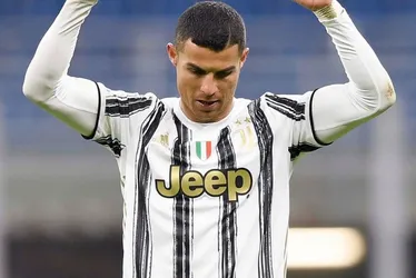 Imagem ilustrativa da imagem Cristiano Ronaldo processa Juventus por pagamentos congelados na época da pandemia